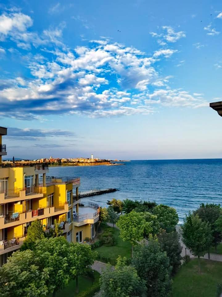 Dl Apartments Ахелой Экстерьер фото